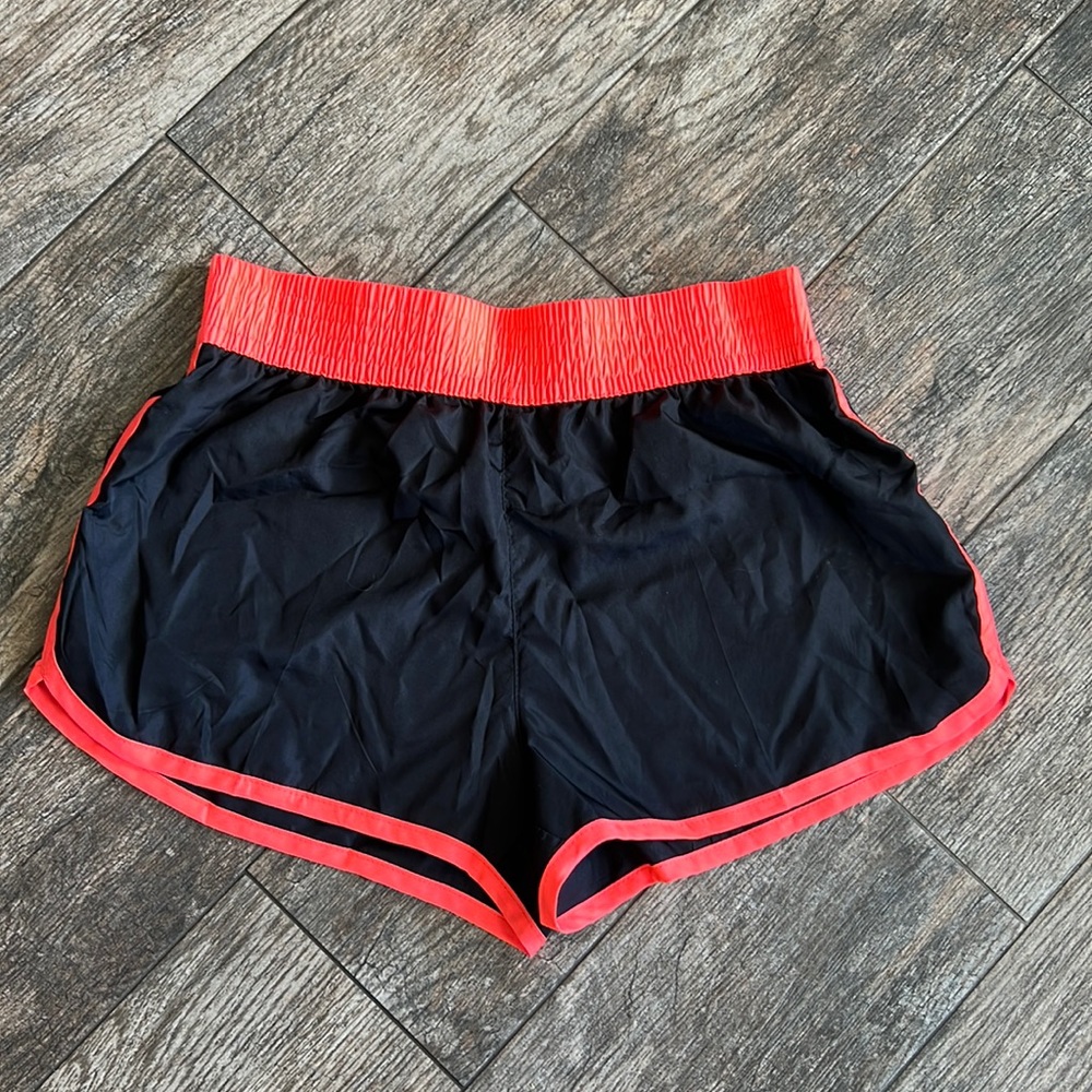 Sofra active shorts